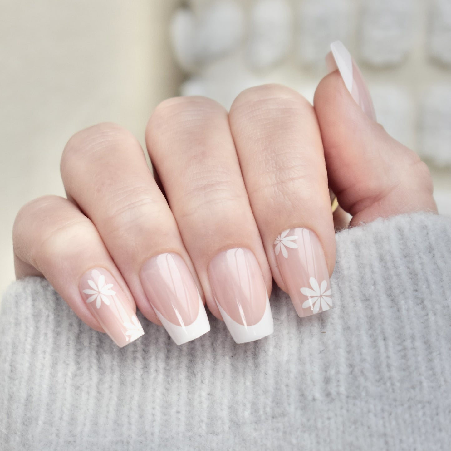 presson nails false nail glasies coffin long flovers white french