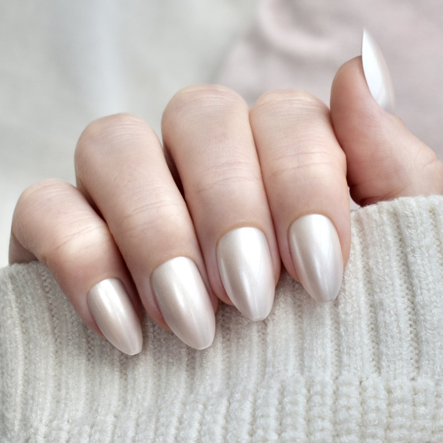 presson nails false nails glasies almond champagne