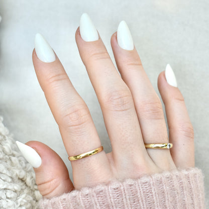 presson nails presson nehty nails umele nehty manicure white creamy milky