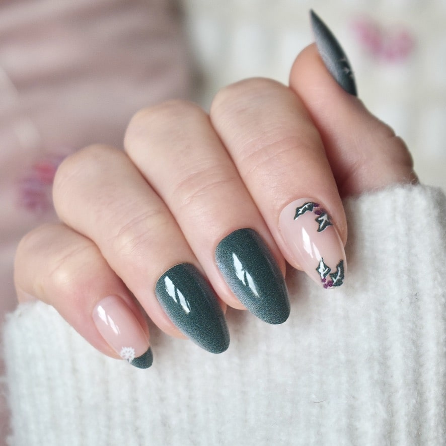 press-on nails false artificial glasies almond medium long christmas green white tree