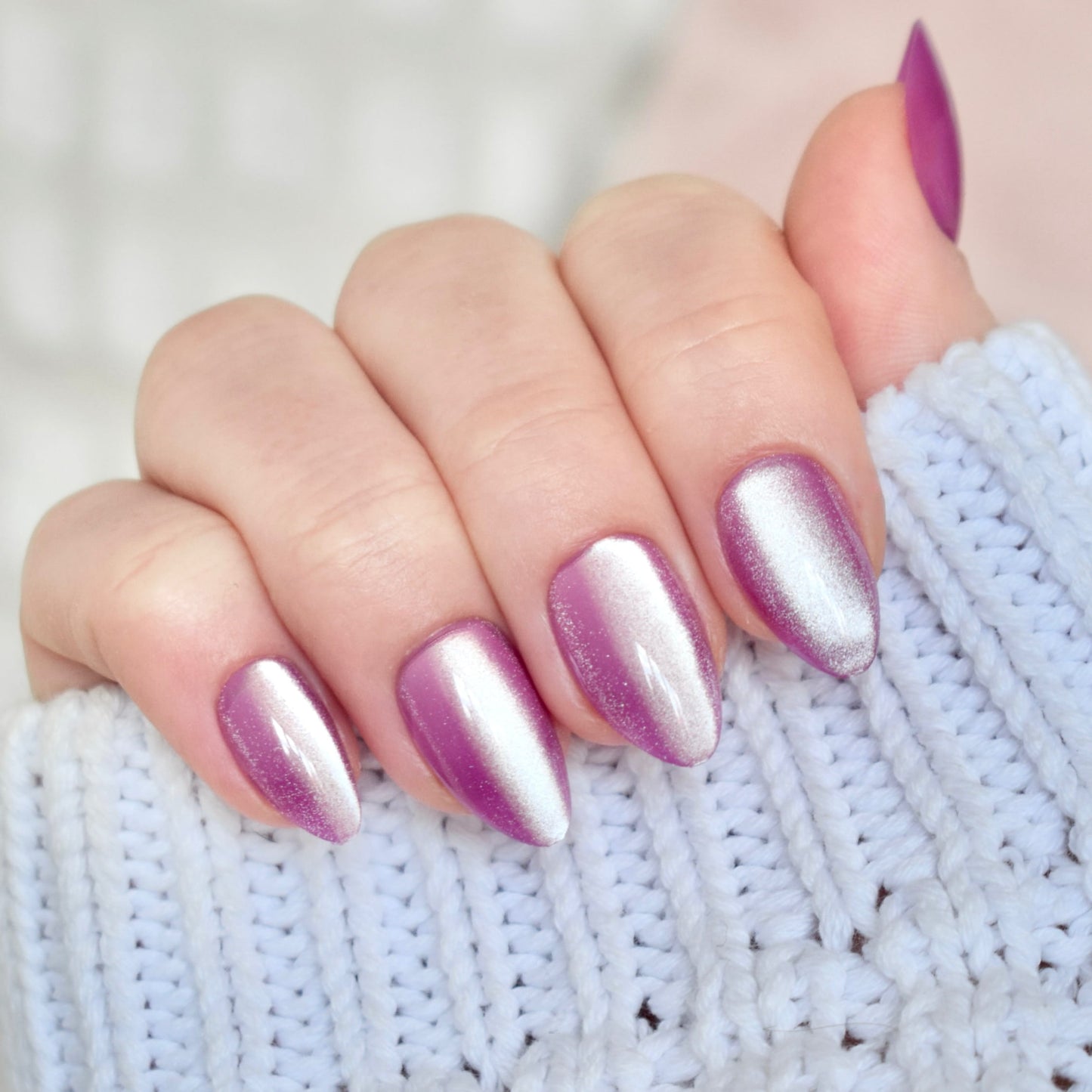 cat eye violet pink almond medium press-on nails fake nail 