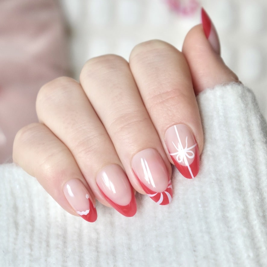press-on nails false artificial glasies almond medium long christmas red white tree snowflake gift santa