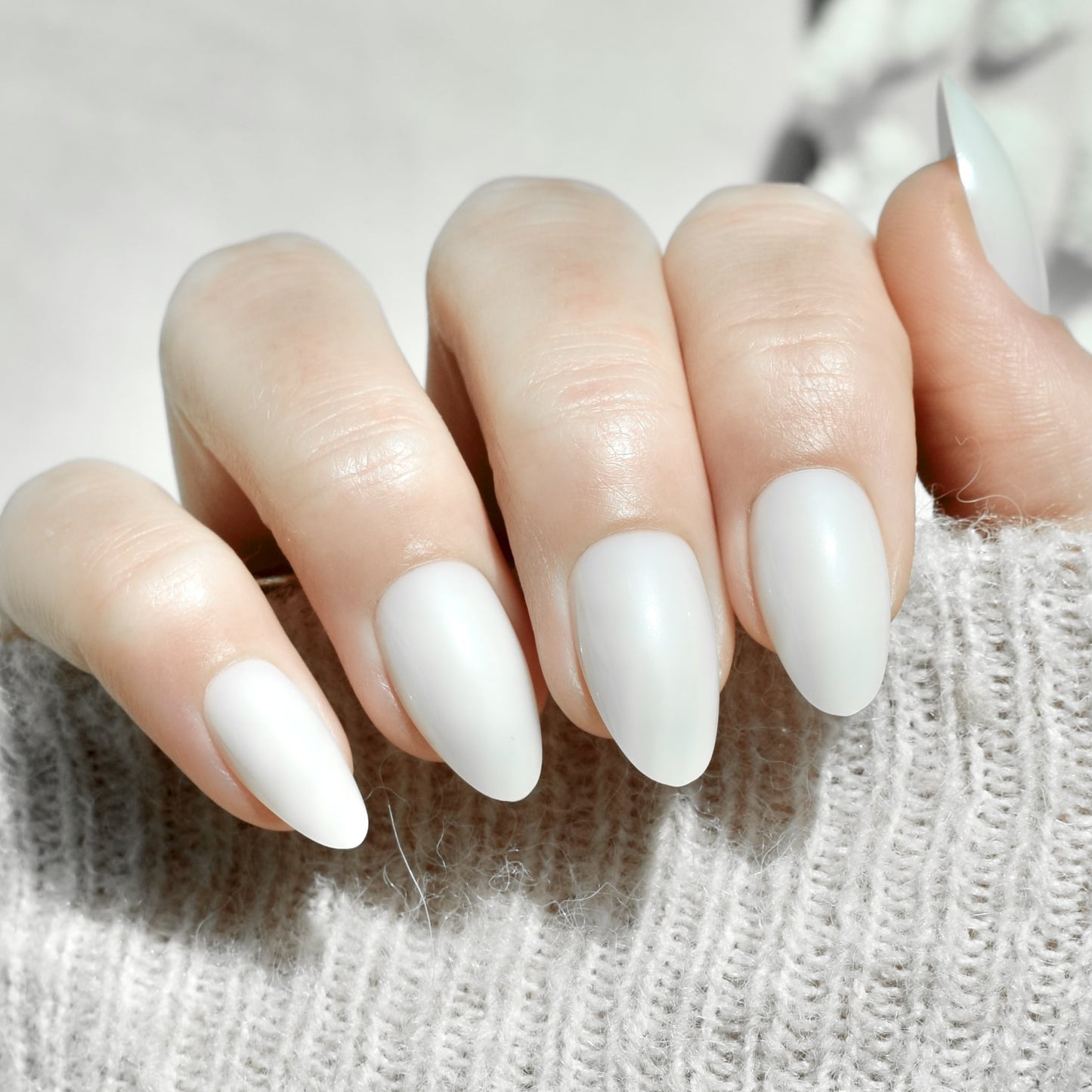 presson nails almond white short false nails