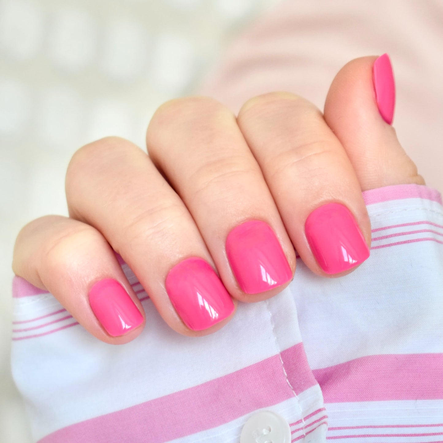 hot pink neon super short square squoval press-on nails fake nail 