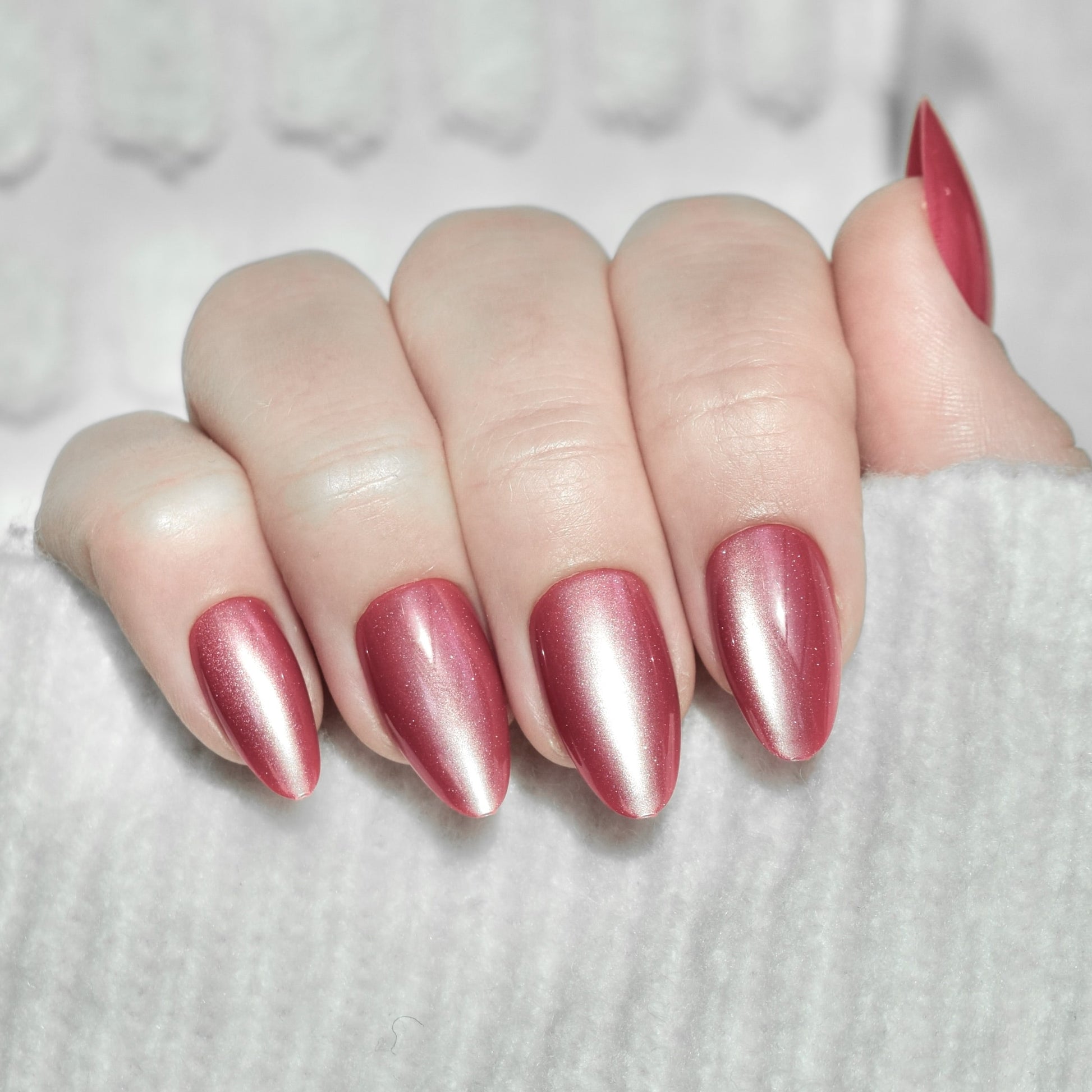 press-on nails false nail almond long medium dark red cat eye cute